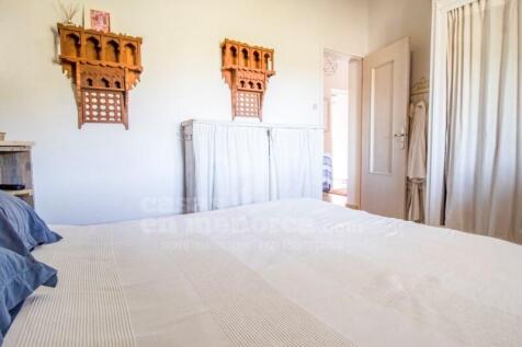 Country house in Shangrila