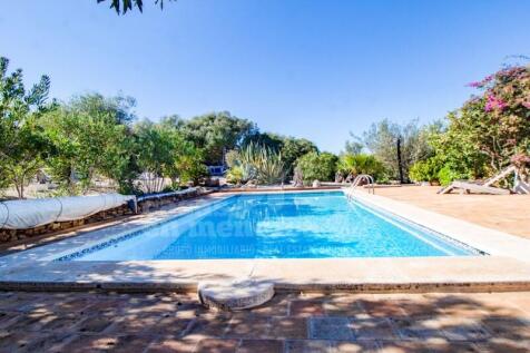 Country house in Shangrila