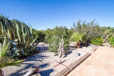 Country house in Shangrila