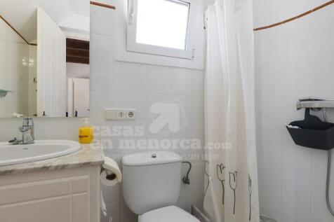 Villa for sale in Cala Llonga