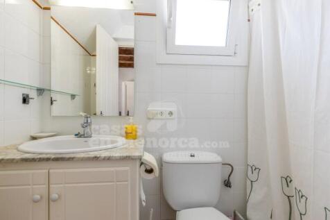 Villa for sale in Cala Llonga