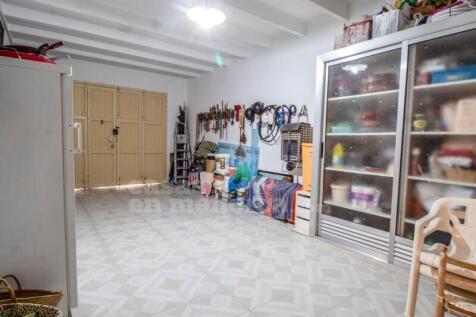 House with patio in Es Castell - Garage