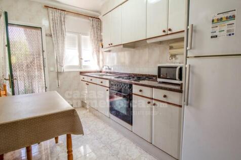 House with patio in Es Castell