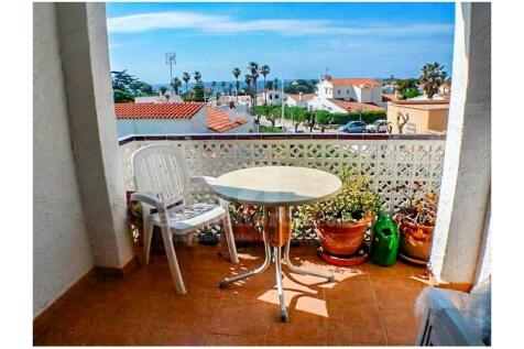 Apartment with sea views in S'Algar