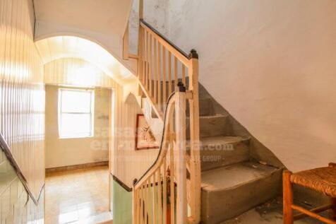 Entrance with staircase Casa Alaior