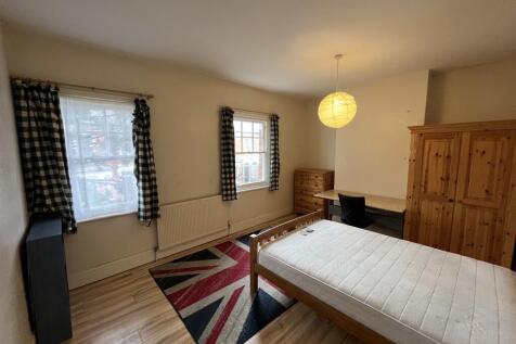 4 Bed House