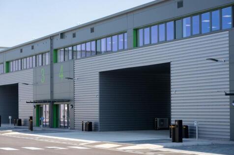 33d59984fbbc222cf33f33d19cb6bd66dagenham270.jpg
