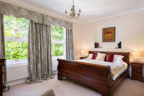 Main bedroom