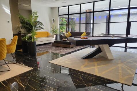 Spa lounge
