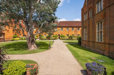 Abbey gardens