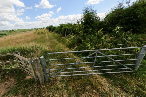 Gate