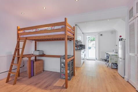 20251010064245_b-P1023935_UhJ53