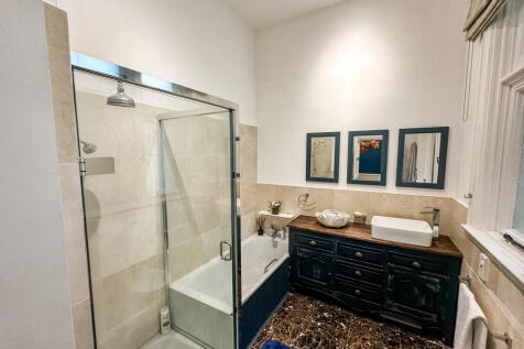 10-10-2025__15-19-52_IMG_1599.bugqA