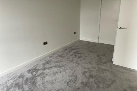 Bedroom A3103.jpg