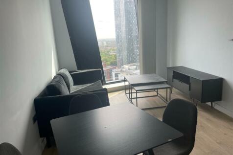 Living Room 2.jpg