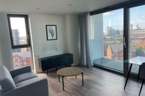 Living Room 2.jpg