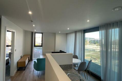 Living Room a.jpg