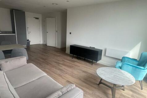 Living Room 1.jpg