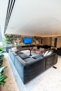 Lobby 4.jpg