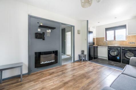 Reception/Kitchen