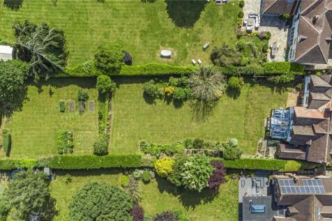 Drone Of Plot