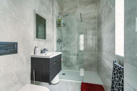 En-Suite To Bed 5