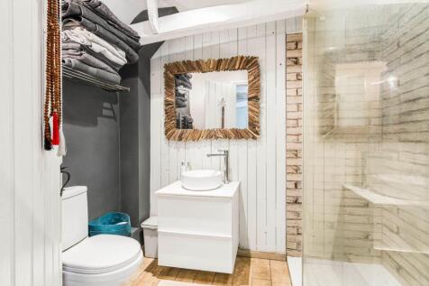 En-Suite To Master