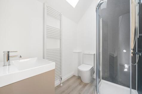En Suite Bedroom 2
