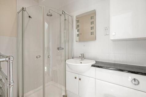 En-Suite - Bedroom 2