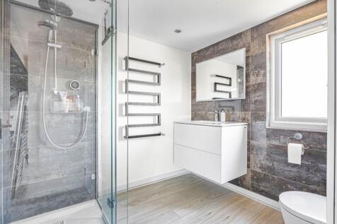 Loft Room En-Suite