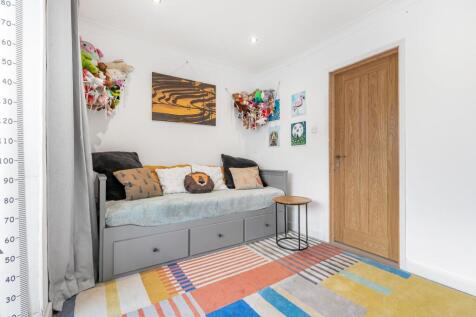 Play Room/Snug/Bed 4