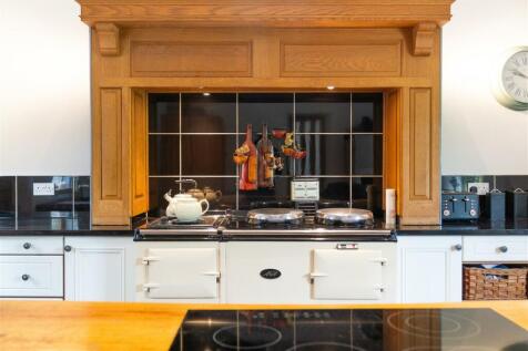 Kitchen-8.jpg