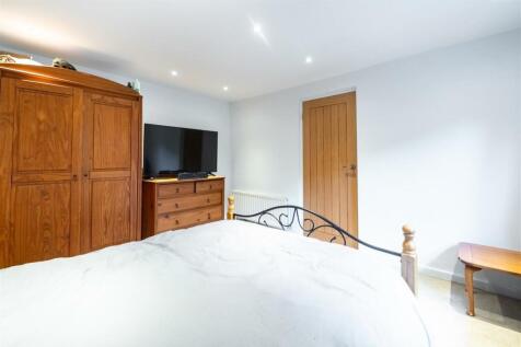 Bedroom 2-3.jpg