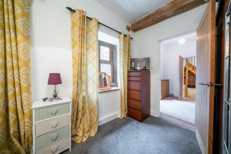 Bedroom 3-2.jpg