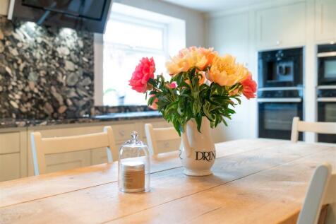 Kitchen-4.jpg