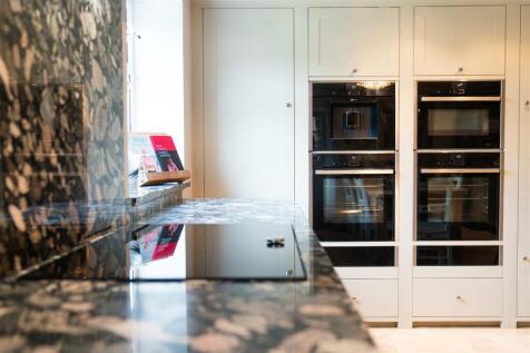 Kitchen-5.jpg