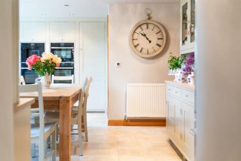 Kitchen-7.jpg