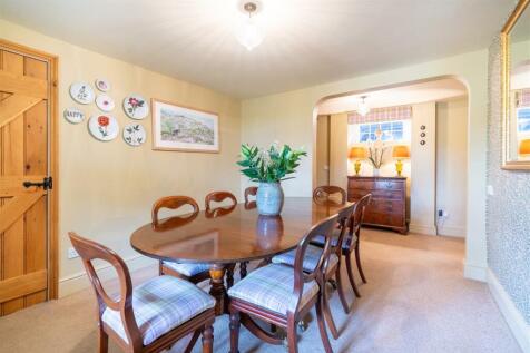Dining Room-2.jpg