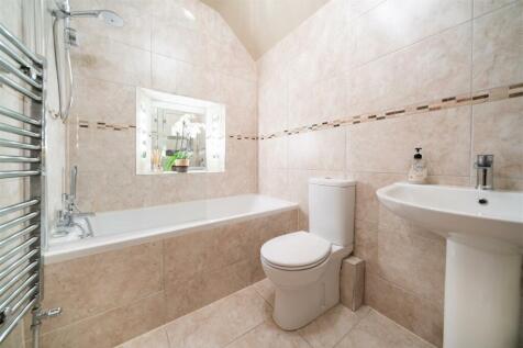 Bathroom_.jpg