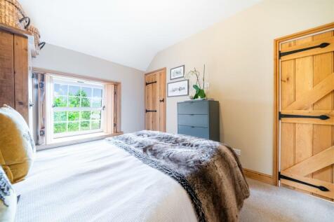 Bedroom 6-2.jpg