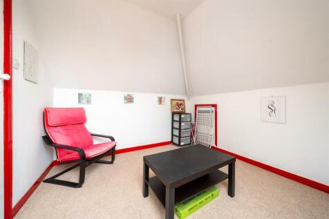 Bedroom 2.jpg