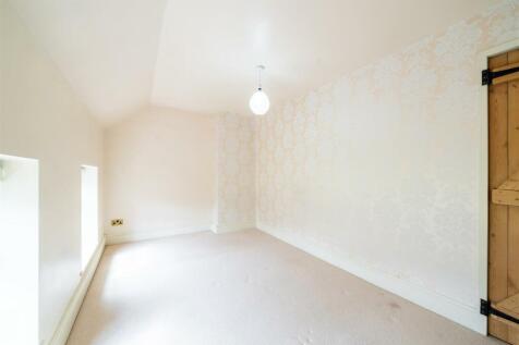 Bedroom 3.jpg