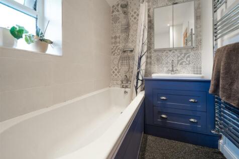 Bathroom-2.jpg