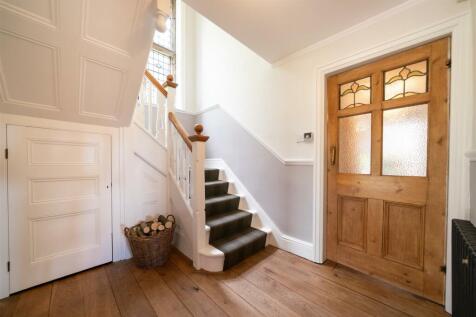 Downstairs Hall.jpg