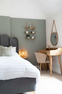 Bedroom 4-2.jpg