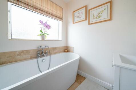 Bathroom-2.jpg