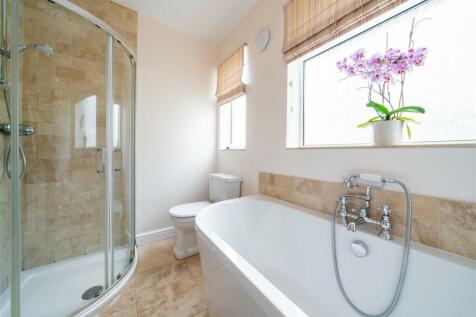 Bathroom-3.jpg