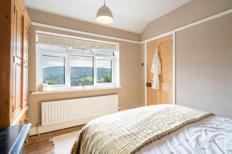 Bedroom 3-2.jpg