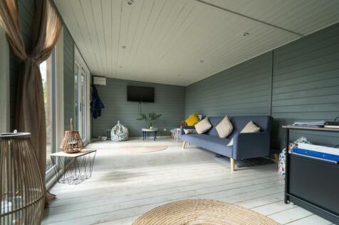 Cabin-2.jpg