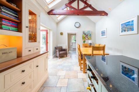 Kitchen-5.jpg